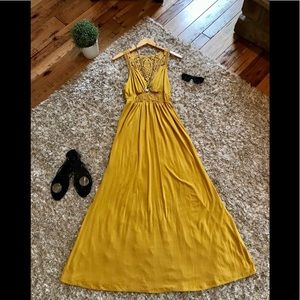 🌻 Boho Maxi Dress with Lace Detail 🌻 Size S